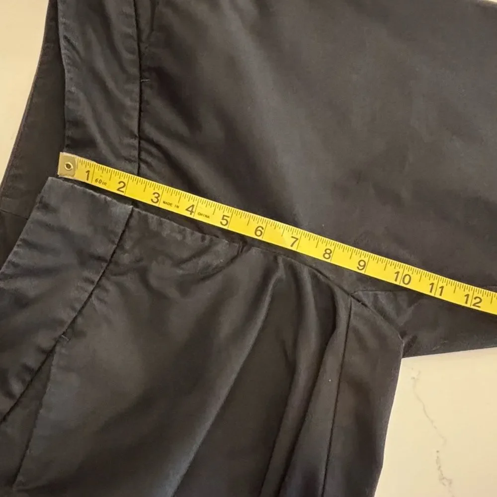Worthington Black Modern Fit Satin Finish Bermuda Chino Casual Shorts Size 4